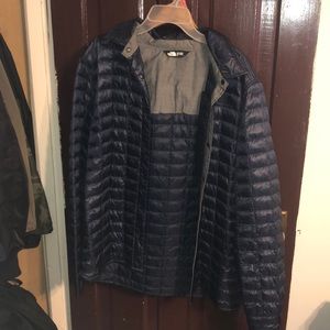 North face puffer jacket